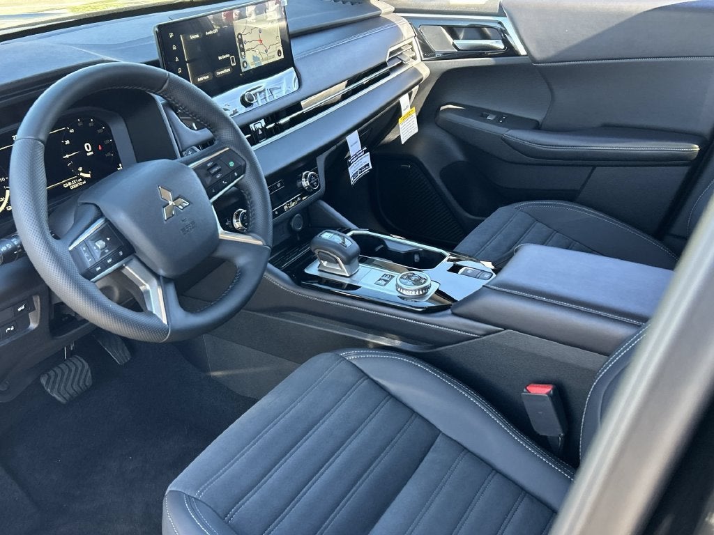 2026 Mitsubishi Outlander PHEV SE