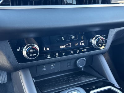 2026 Mitsubishi Outlander PHEV SE Tech Package