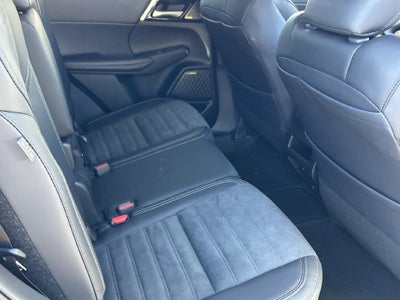 2026 Mitsubishi Outlander PHEV SE Tech Package