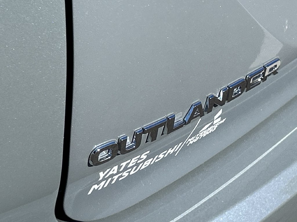 2026 Mitsubishi Outlander PHEV SE Tech Package