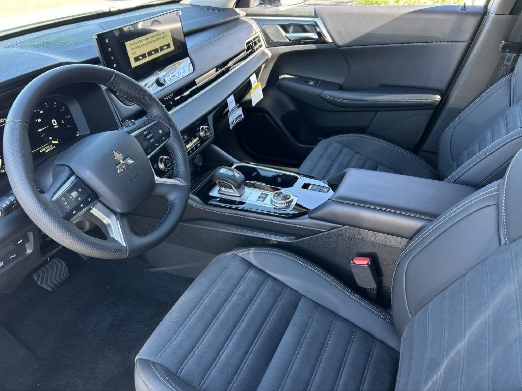 2026 Mitsubishi Outlander PHEV SE Tech Package