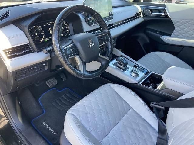 2024 Mitsubishi Outlander PHEV SEL Platinum Edition