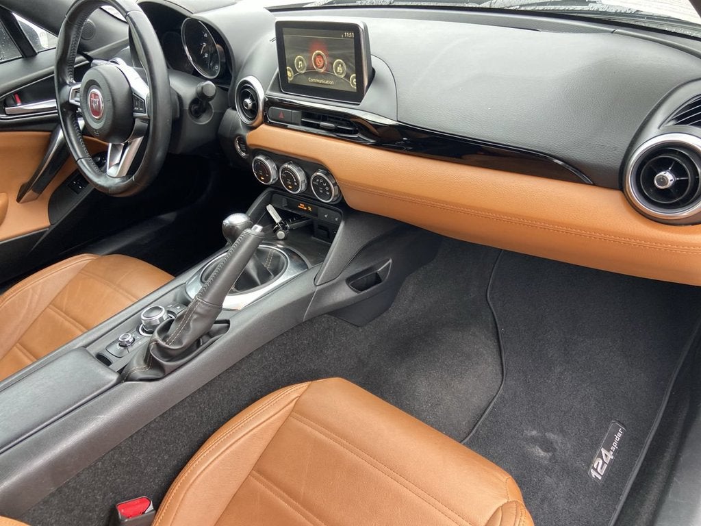 2018 FIAT 124 Spider Lusso