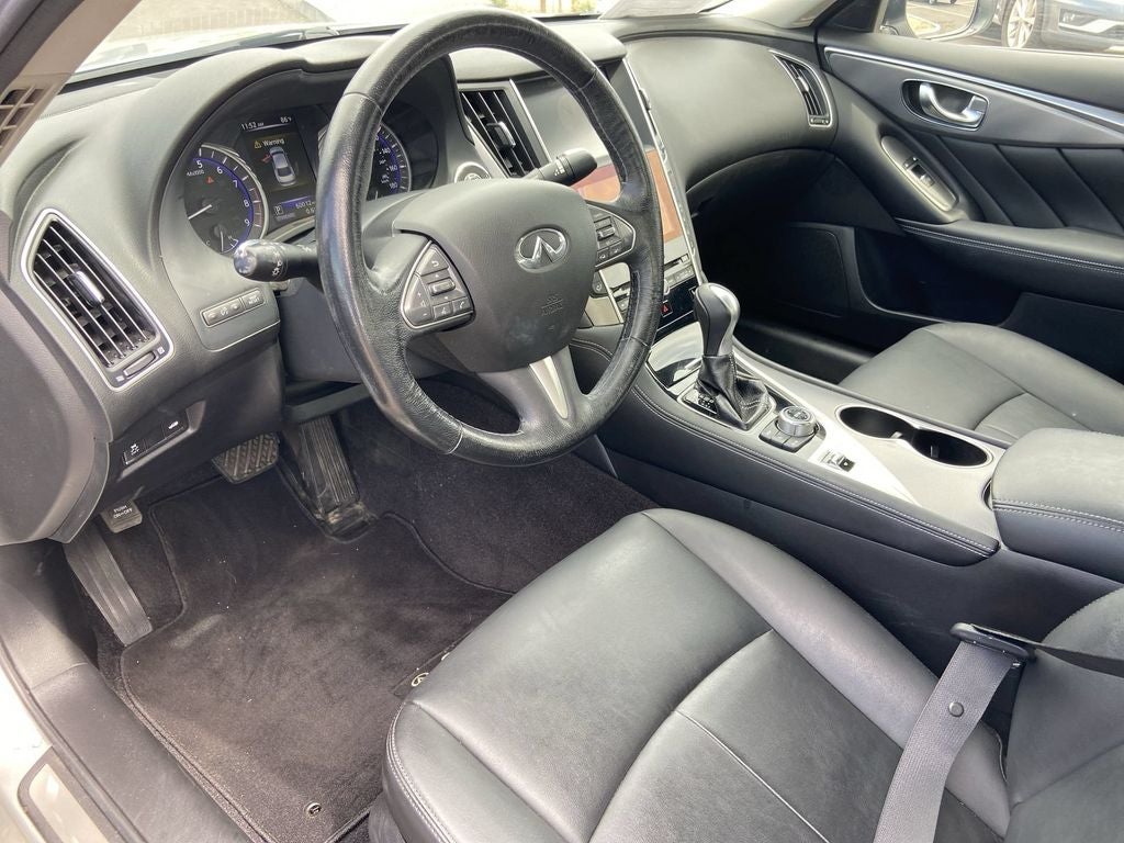 2015 INFINITI Q50 Premium