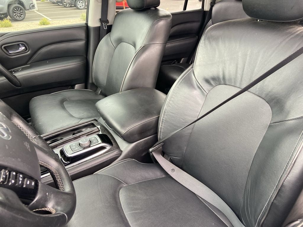 2022 INFINITI QX80 LUXE