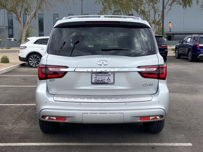 2022 INFINITI QX80 LUXE