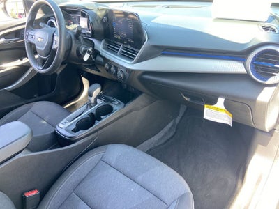 2024 Chevrolet Trax LS