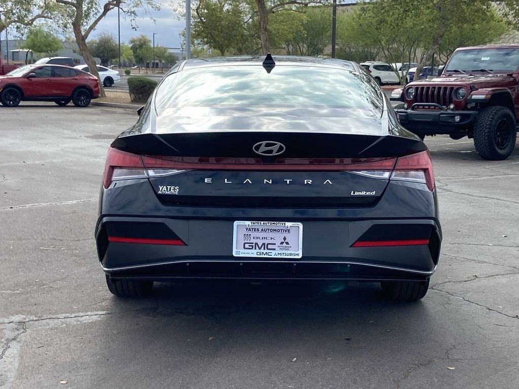 2025 Hyundai Elantra Limited