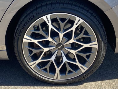 2024 Genesis G90 3.5T e-SC