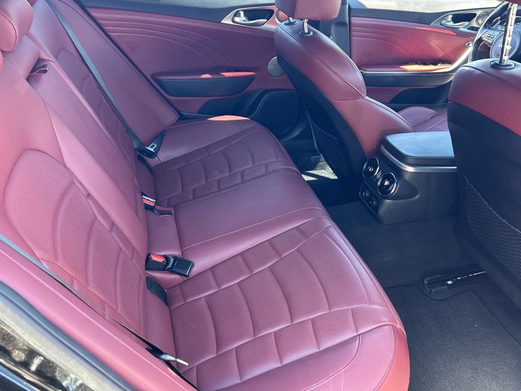 2023 Kia Stinger GT2