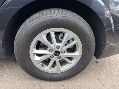 2023 Kia Carnival LX