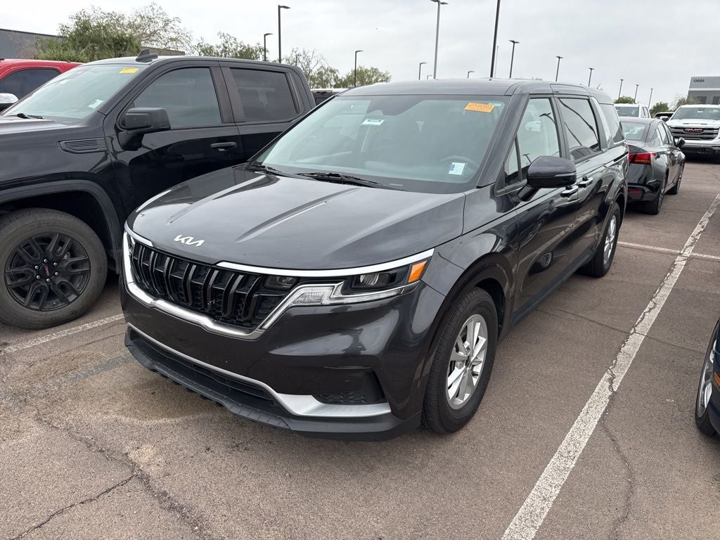 2023 Kia Carnival LX