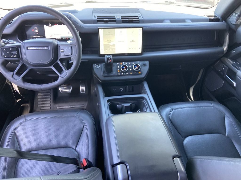 2023 Land Rover Defender 110 V8