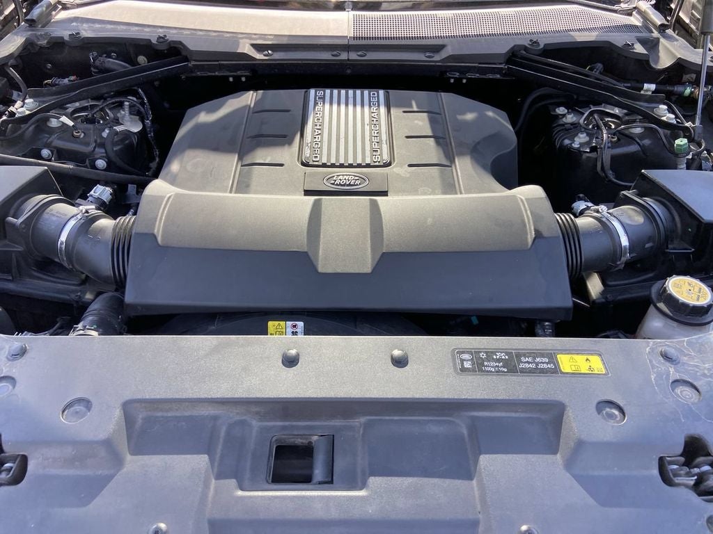2023 Land Rover Defender 110 V8