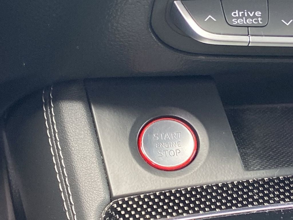 2022 Audi SQ5 Premium Plus quattro