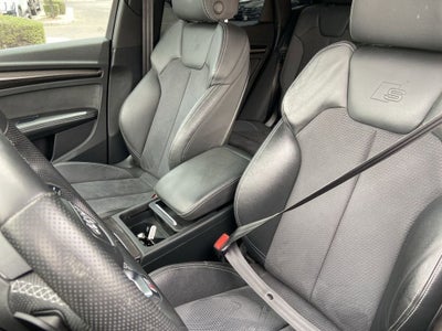 2022 Audi SQ5 Premium Plus quattro