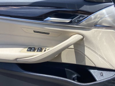 2022 BMW 5 Series 530i