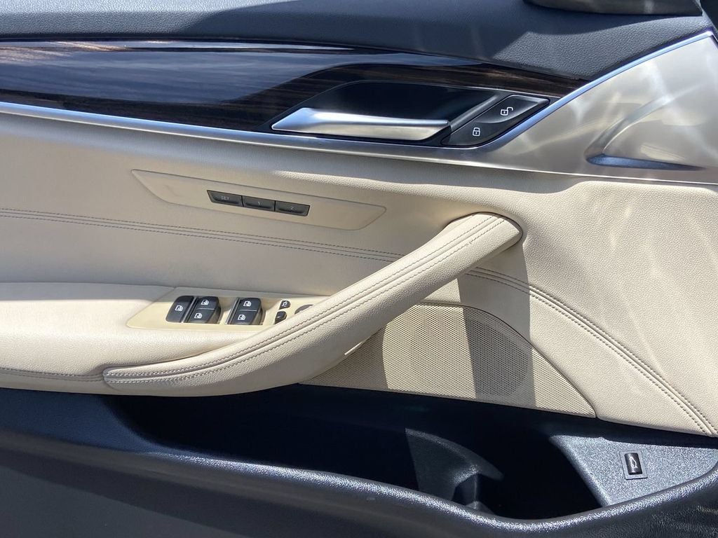 2022 BMW 5 Series 530i