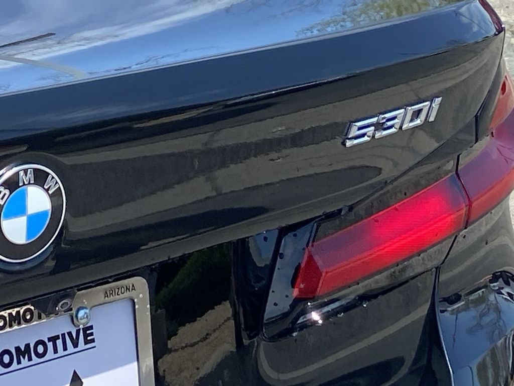 2022 BMW 5 Series 530i