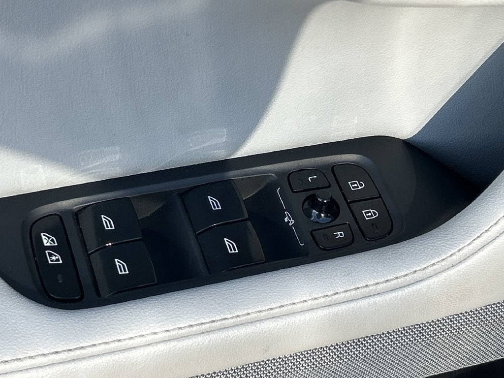 2024 Polestar 2 Long Range Dual Motor Performance Plus
