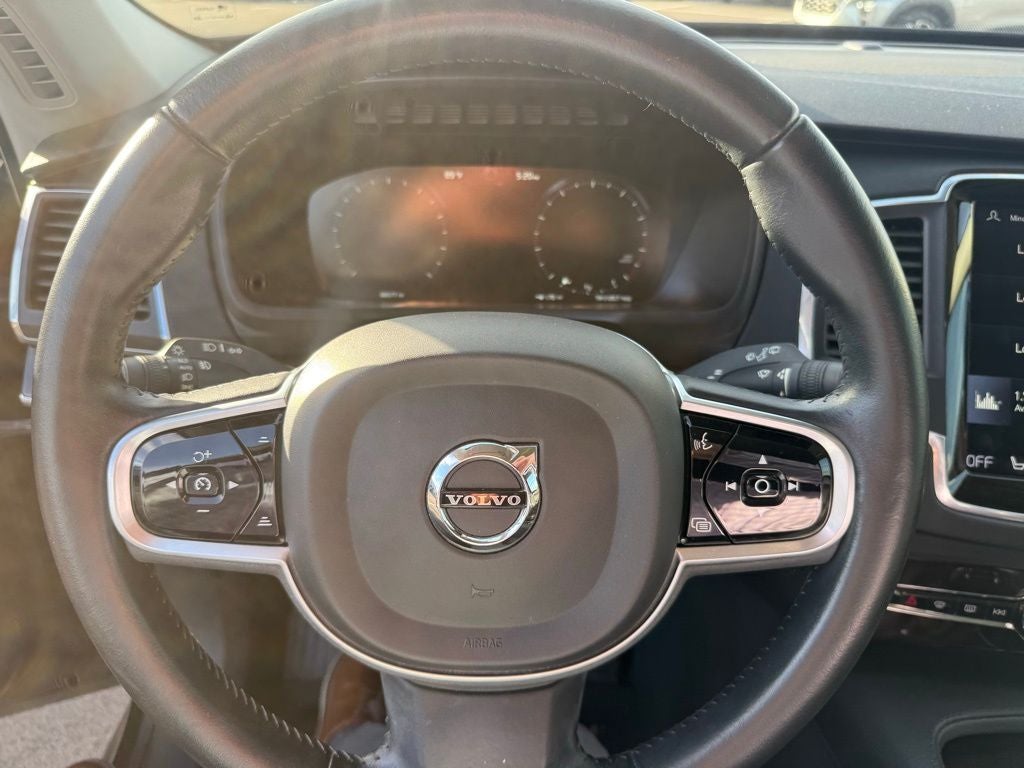 2019 Volvo XC90 T6 Momentum