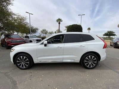 2023 Volvo XC60 B5 Plus Bright Theme